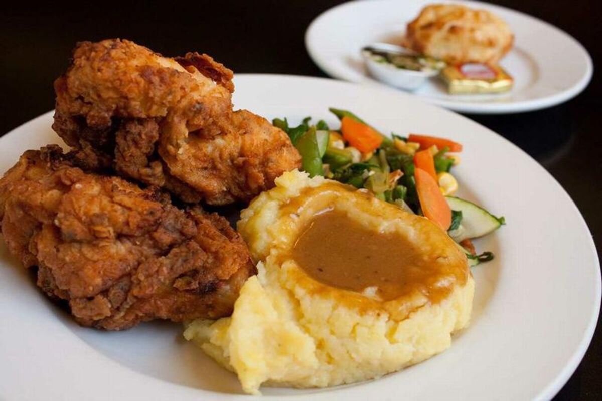 A chicken dinner served at the Rathskeller